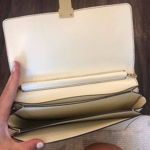 Trademark Cream Leather Shoulder Bag - Picture 2 of 3